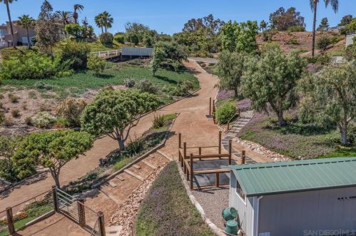 3637 Dove Holw Rd, Encinitas CA 92024-7248 exterior