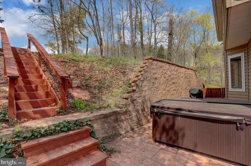 437 Pisgah State Rd, Shermansdale PA  17090-8921 exterior