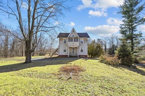147 Main St, Cornwall, NY 12518-1509