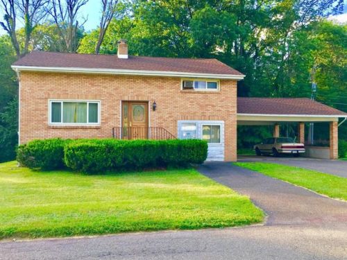 839 North St, Weatherly, PA 18255-1222