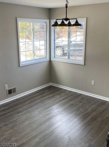 87 Parkside Rd, Bedminster NJ  07921-1810 exterior