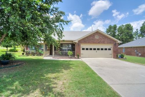 978 Wickham Dr, Graniteville, SC 29829-3958