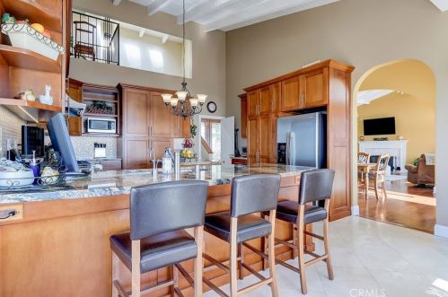 30525 Rhone Dr, Rancho Palos Verdes CA  90275-5742 exterior