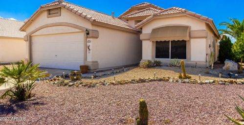 19754 Coyote Lakes Pkwy, Sun City, AZ 85378-2623