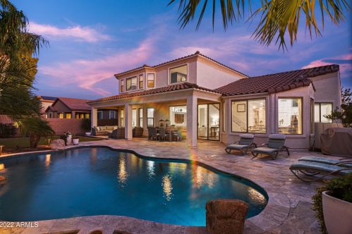3272 Blue Ridge Way, Gilbert, AZ 85298-4204