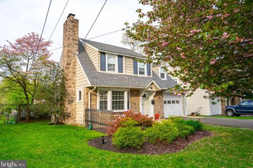 325 Moreland Rd, Willow Grove PA  19090-3507 exterior