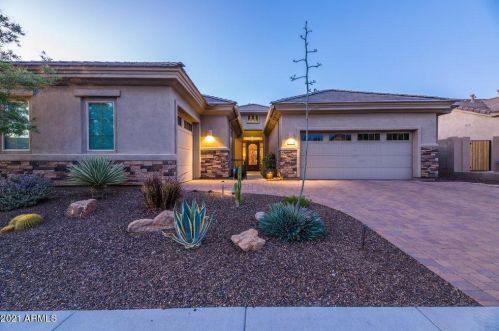 5704 Sleepy Ranch Rd, Cave Creek, AZ 85331-1541
