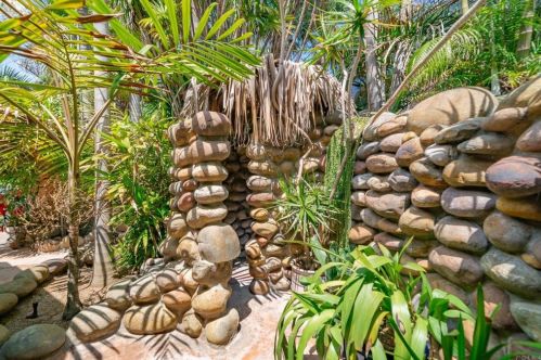 4438 Pescadero Ave, San Diego CA 92107-3629 exterior