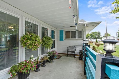 1117 Erie St, Bellefontaine OH  43311-2536 exterior