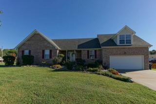 1700 Hazelwood Rd, Clarksville, TN 37042-8535