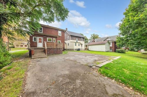 328 Moody Ave, New Castle PA  16105-2487 exterior