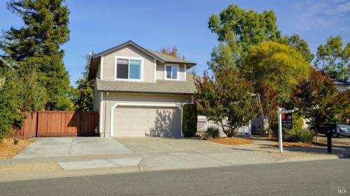 2323 Jennings Ave, Santa Rosa, CA 95401-4116