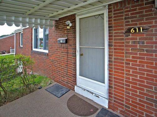 611 River Ridge Rd, Mckeesport, PA 15133-2407