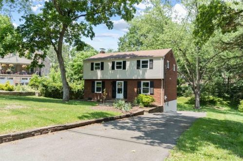 361 Myrna Dr, Pittsburgh, PA 15241-1619