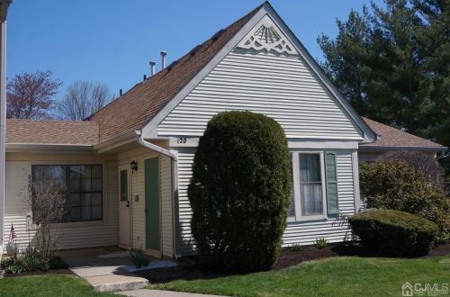120 Griggs Pl, East Brunswick, NJ 08816-5636