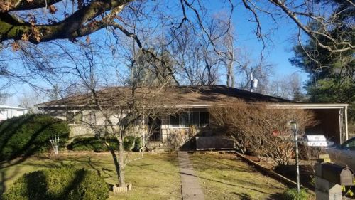 61 Rector Ln, Crossville, TN 38555-1498