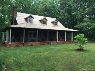 345 Whitesides Rd, Lake Wylie, SC 29710-8443