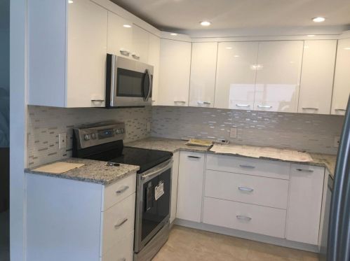355 Saxony H, Delray Beach, FL 33446-1008