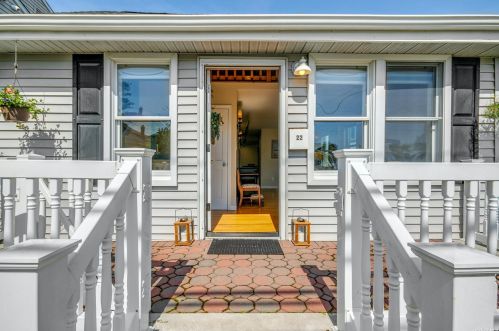 22 West Blvd, East Rockaway NY  11518-2518 exterior