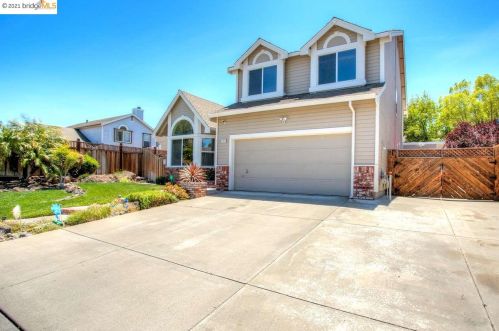 2309 Windsor Ln, Oakley CA  94561-3317 exterior