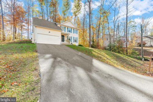 6098 Hobart Cir, Owens VA  22485-7169 exterior