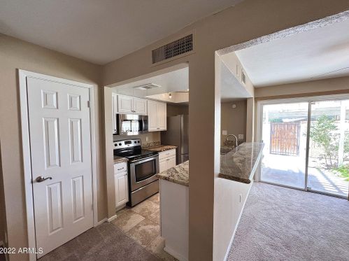 6542 7th Ave, Phoenix AZ  85013-1118 exterior