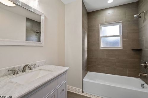 22 Ward Pl, Montclair NJ  07042-3106 exterior