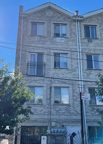 3241 Parkside Pl, Bronx, NY 10467-4909