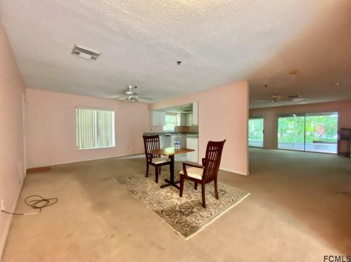 90 Farragut Dr, Palm Coast FL  32137-8222 exterior