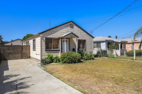 14801 Eastwood Ave, Lawndale, CA 90260-1722