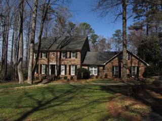2405 Cross Country Rd, Charlotte, NC 28270-0736
