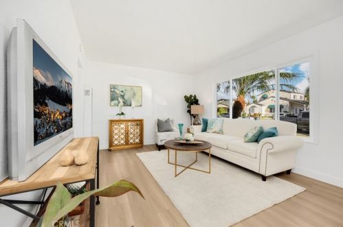 6139 Hazelbrook Ave, Lakewood CA  90712-1162 exterior