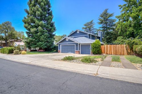 6430 Arcadia Ave, Loomis, CA 95650-8780