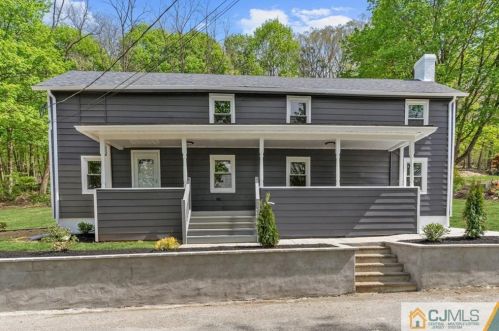 20 Chestnut St, Oxford, NJ 07863-3300