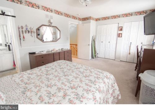 12 Heritage Dr, Dover DE  19904-6519 exterior