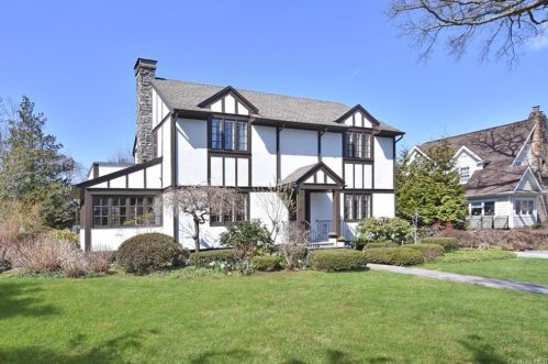 19 Sherman Ave, White Plains, NY 10605-3521