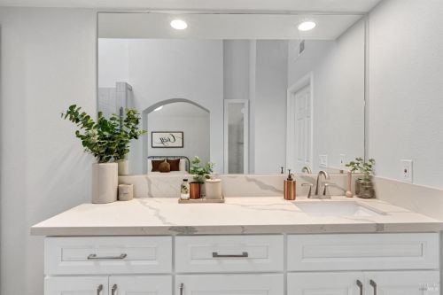 2090 Stonefield Ln, Santa Rosa CA  95403-0951 exterior