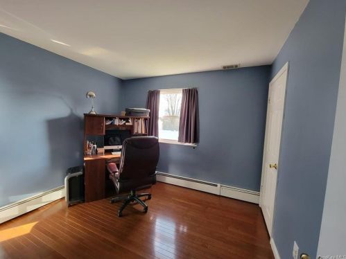 10 Lincoln Dr, Washingtonville NY  10992-1229 exterior