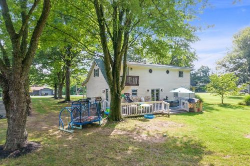 1755 Stuttgart Dr, Saint Martin OH  45118-8435 exterior