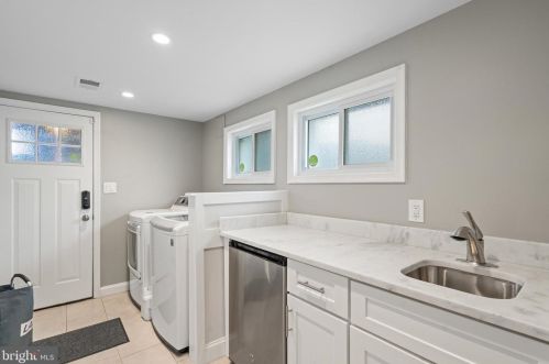 2602 30th St, Washington DC  20018-1537 exterior