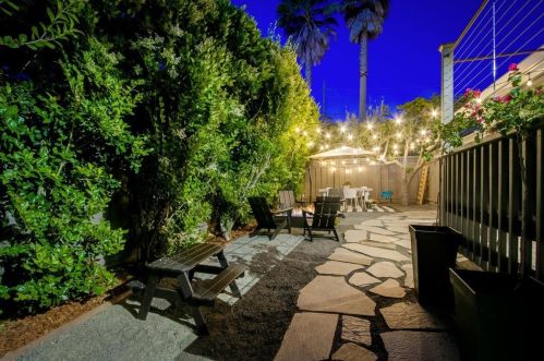 188 Ramona Ave, Pacifica CA  94044-3044 exterior