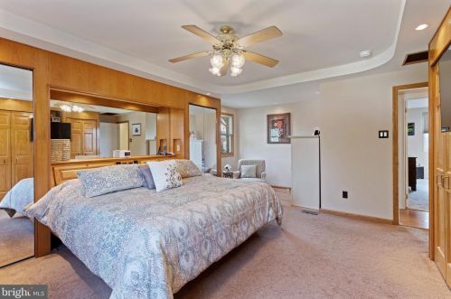 118 Ann Dr, Southampton PA 18954-1639 exterior