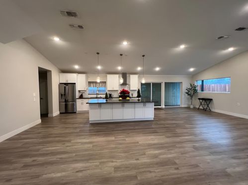 8650 Central Ave, Citrus Heights CA  95662-3939 exterior