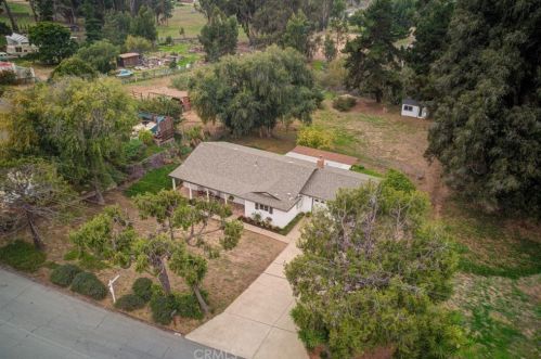 980 Primavera Ln, Nipomo CA  93444-9771 exterior