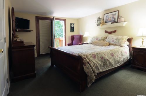 107 Scudder Pl, Northport NY  11768-3027 exterior