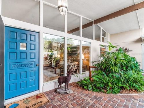 190 21st Ave, Saint Petersburg, FL 33704-3428