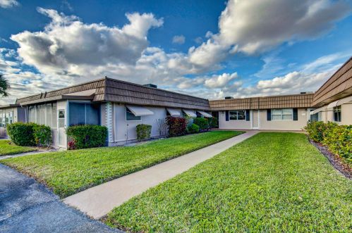 320 Seville, Delray Beach, FL 33446-2156