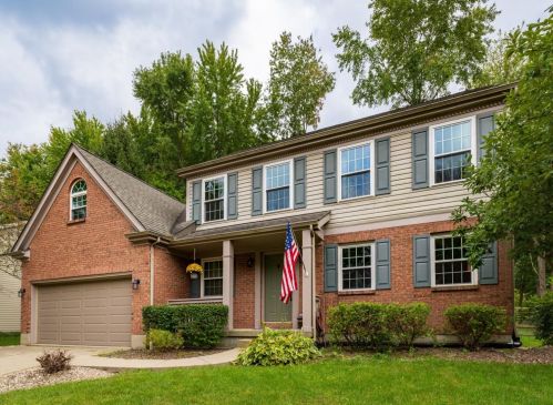 1327 Statewood Ct, Amelia, OH 45102-1370