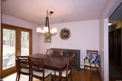 31 Ruth Ln, Panamoka NY  11961-2631 exterior