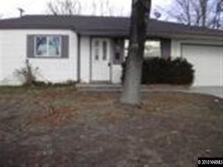 1120 York Way, Sparks, NV 89431-2032